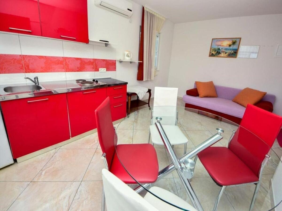 Apartments Vini Trogir Exterior foto